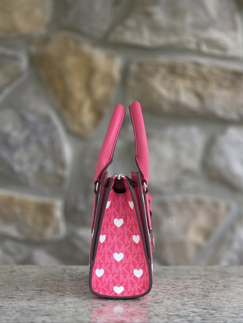 Michael Kors Sheila Small Pink Crossbody - Picture 2 of 9
